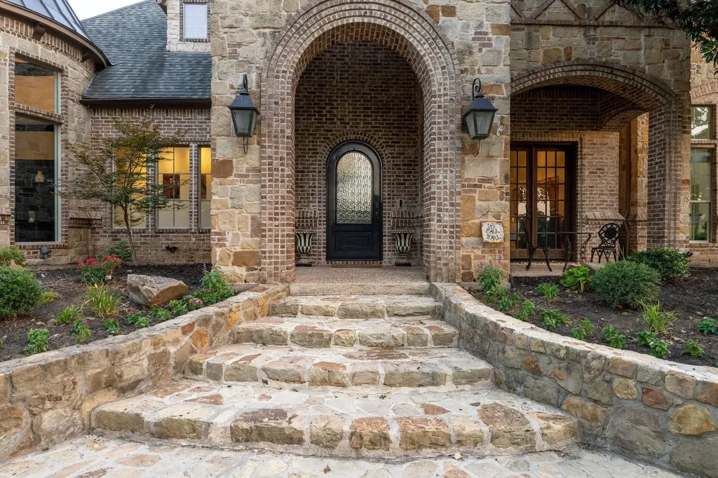 613 Silver Spur Drive Southlake TX 76092