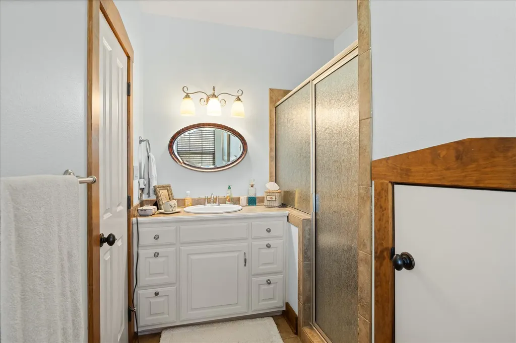 9001 Sawgrass Court Granbury TX 76049