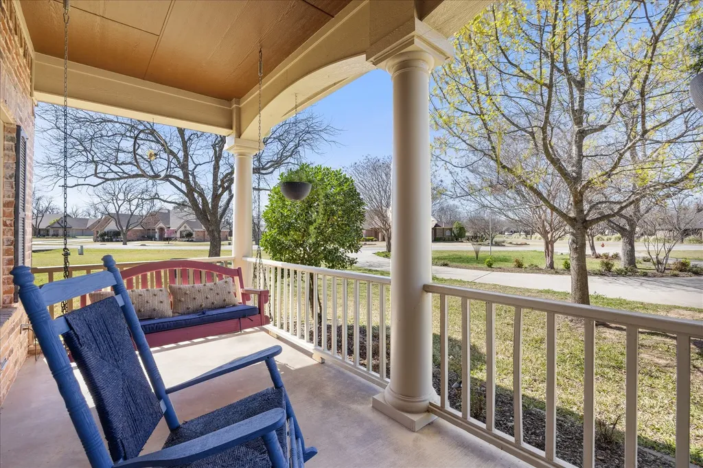 9001 Sawgrass Court Granbury TX 76049