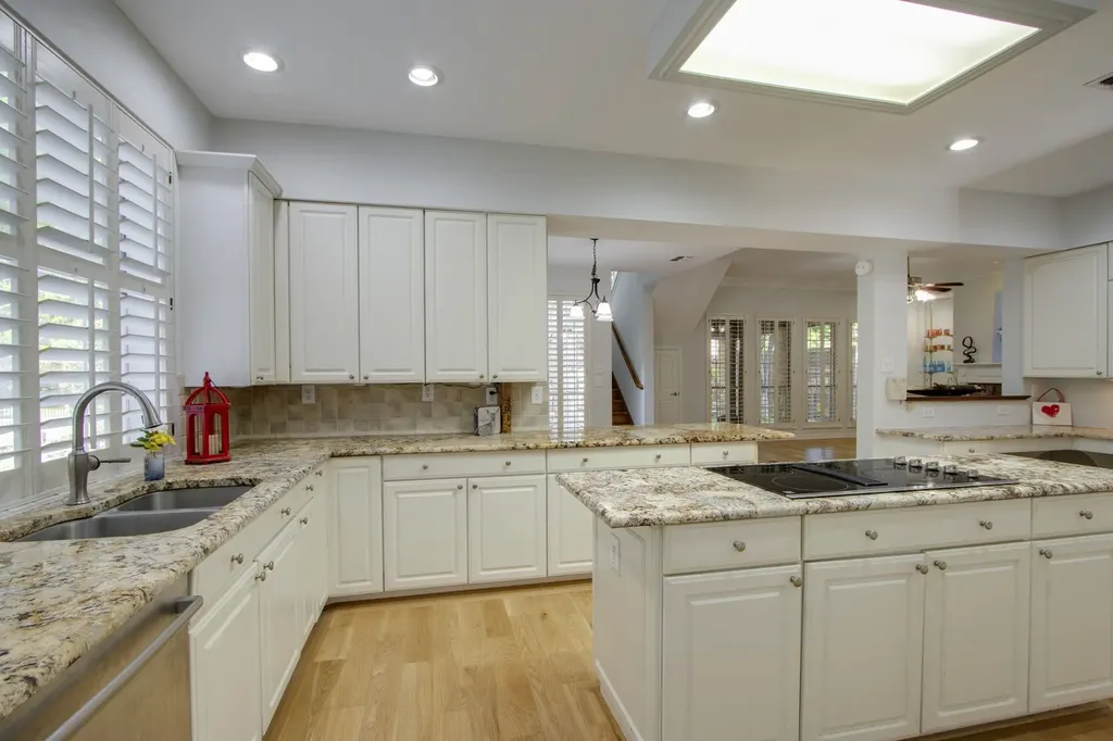 210 Chinaberry Way Coppell TX 75019