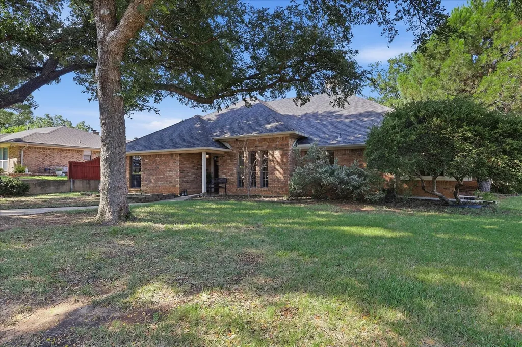 1614 Crested Butte Drive Lewisville TX 75077