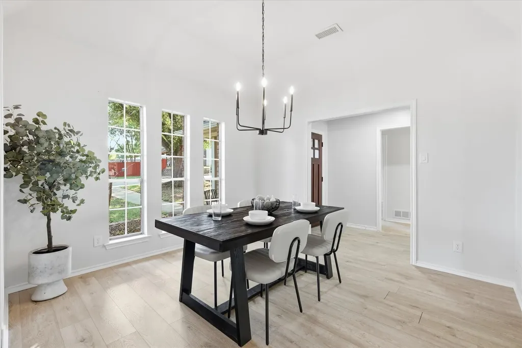 1614 Crested Butte Drive Lewisville TX 75077