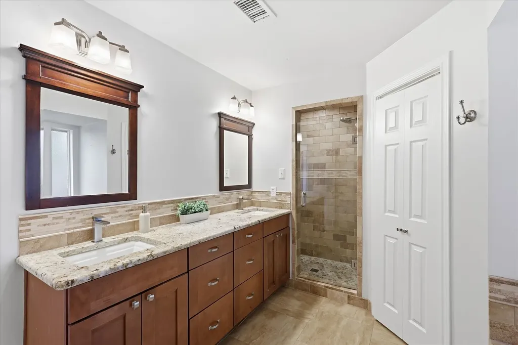 1614 Crested Butte Drive Lewisville TX 75077