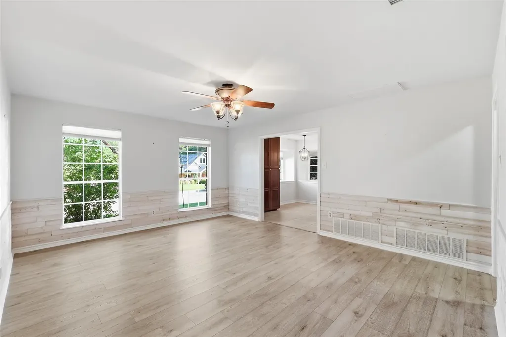 1614 Crested Butte Drive Lewisville TX 75077