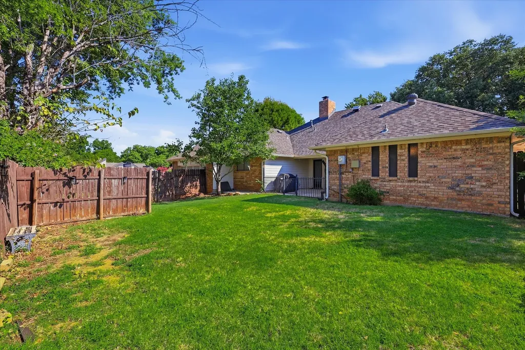 1614 Crested Butte Drive Lewisville TX 75077