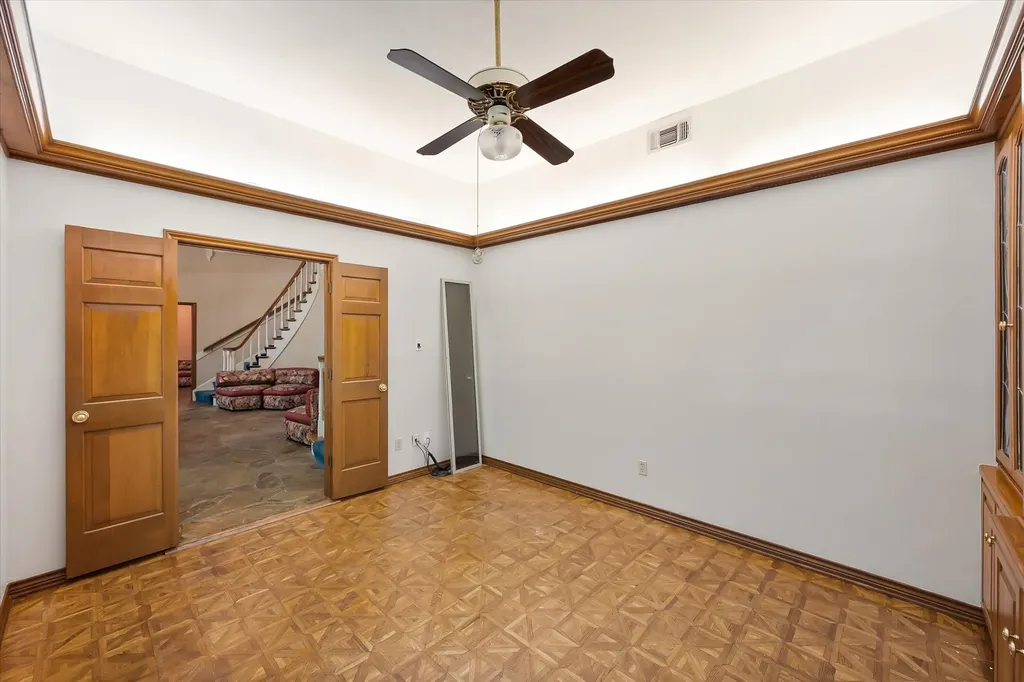 2520 Norwood Drive Hurst TX 76054