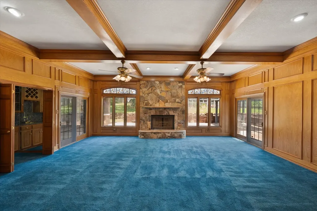 2520 Norwood Drive Hurst TX 76054