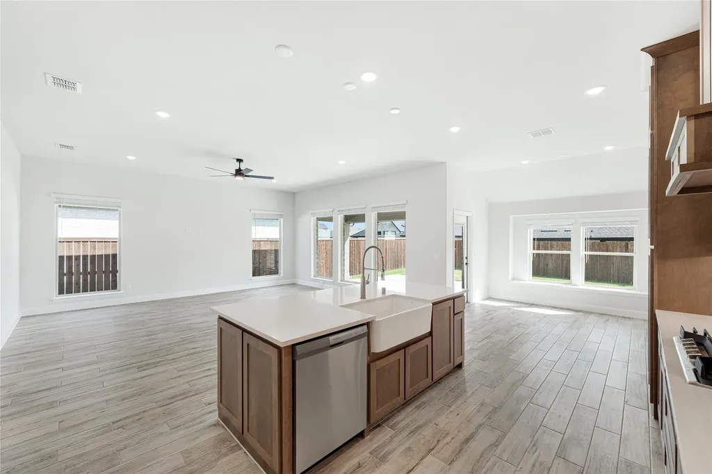 2329 Flora Drive Mclendon Chisholm TX 75032
