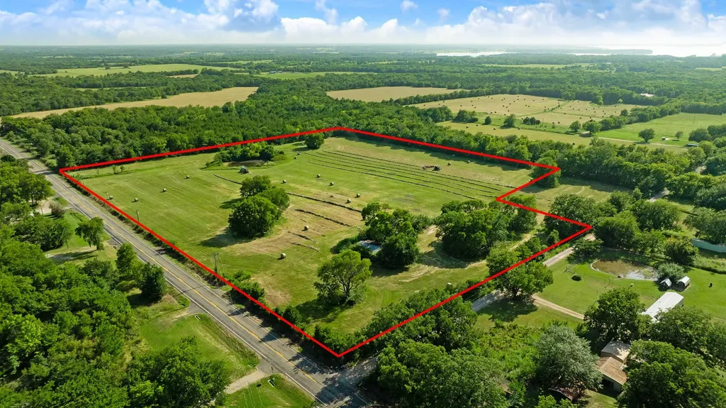 Tbd Fm 100 Honey Grove TX 75446