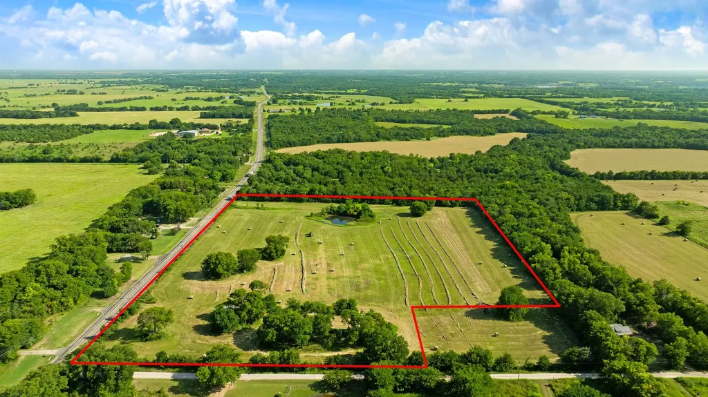 Tbd Fm 100 Honey Grove TX 75446