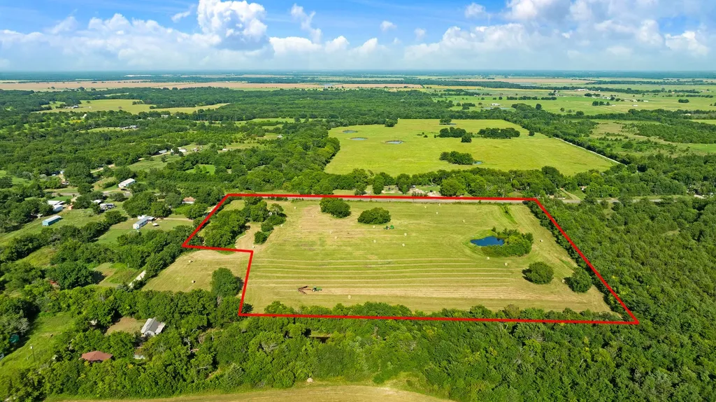 Tbd Fm 100 Honey Grove TX 75446