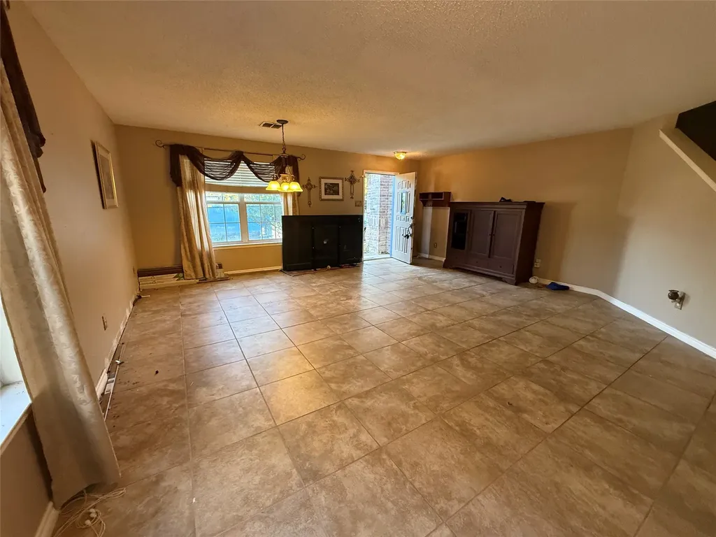 10128 Chapel Springs Trail Fort Worth TX 76116