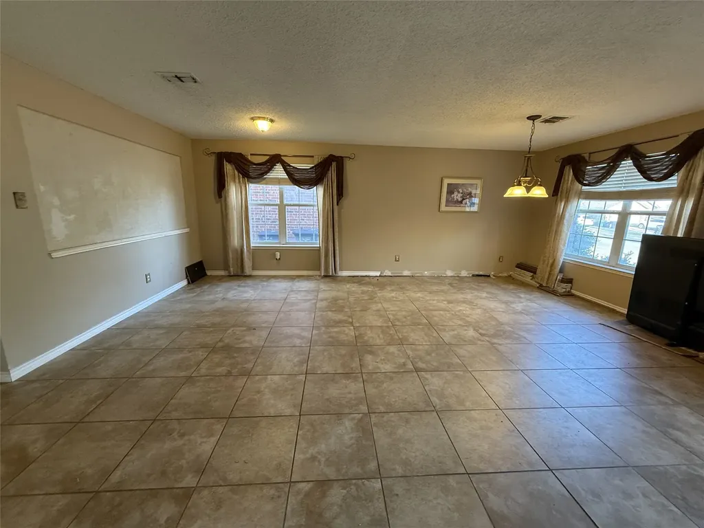 10128 Chapel Springs Trail Fort Worth TX 76116