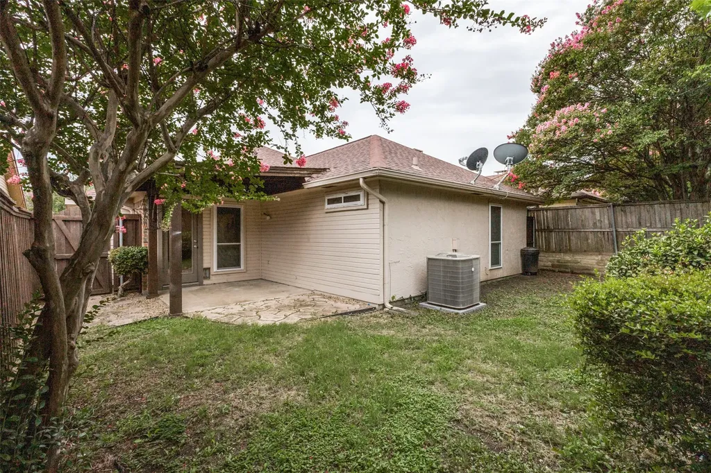 2519 Beverly Hills Lane Mesquite TX 75150