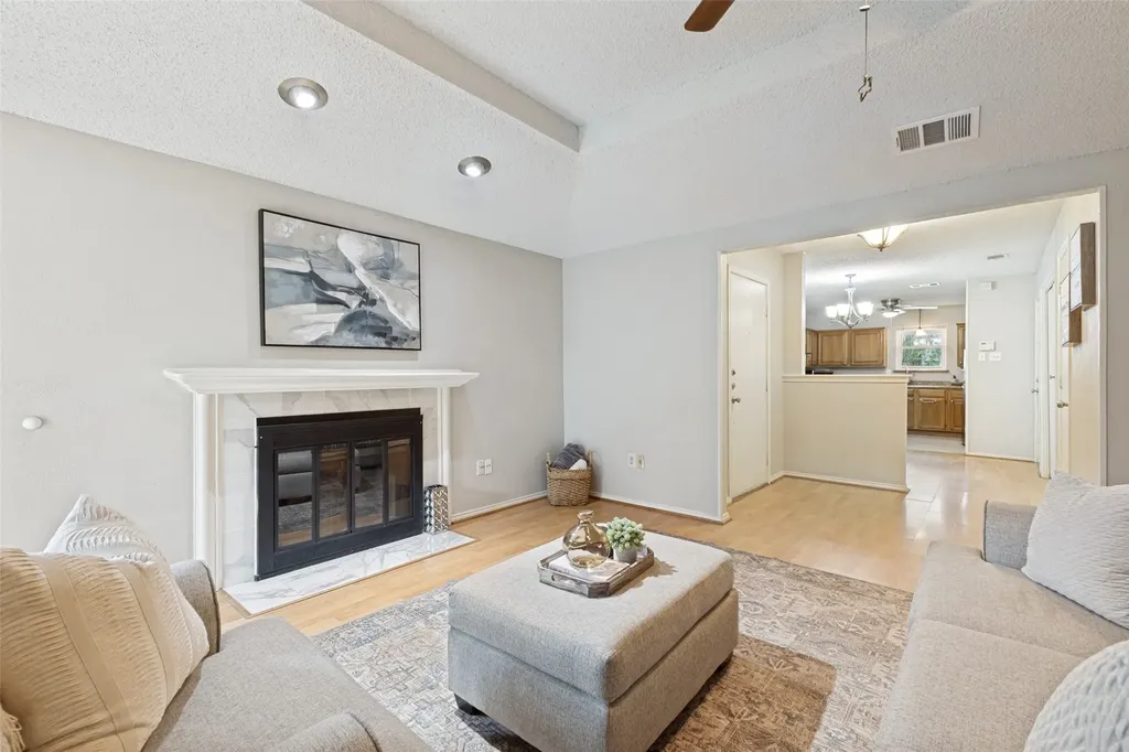 2519 Beverly Hills Lane Mesquite TX 75150