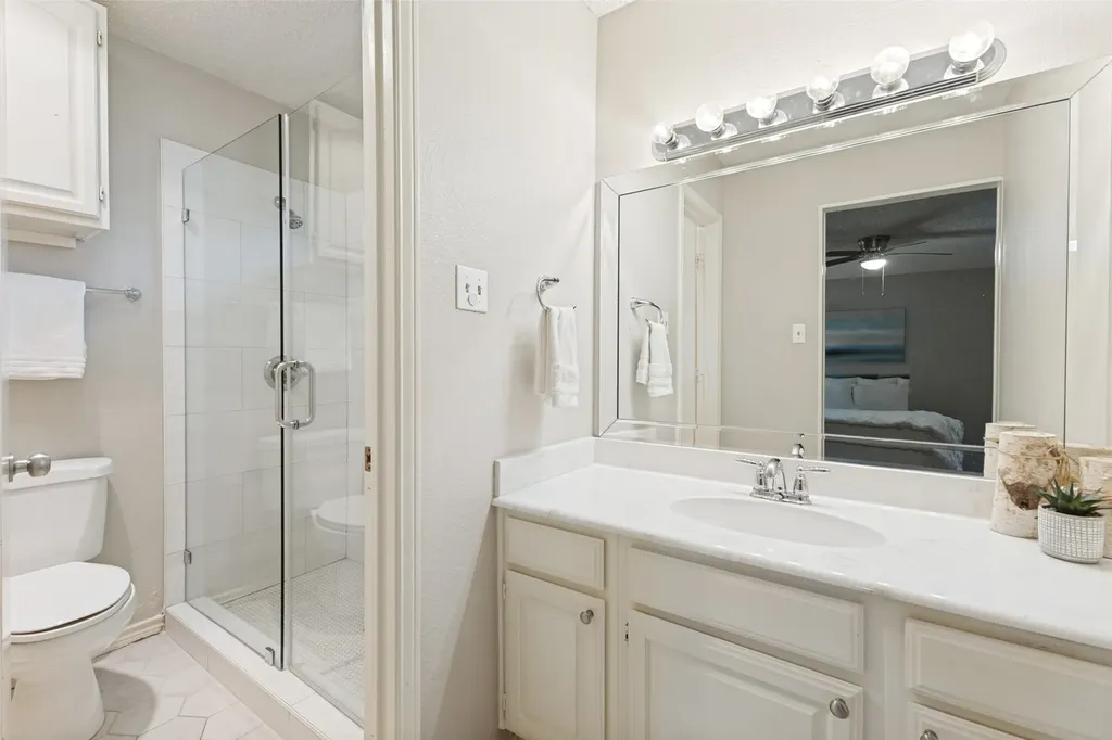 2519 Beverly Hills Lane Mesquite TX 75150