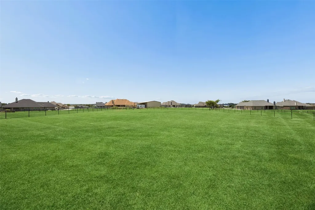 135 Stanford Lane Springtown TX 76082