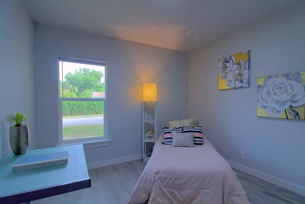 7325 Aberdeen Drive Fort Worth TX 76116