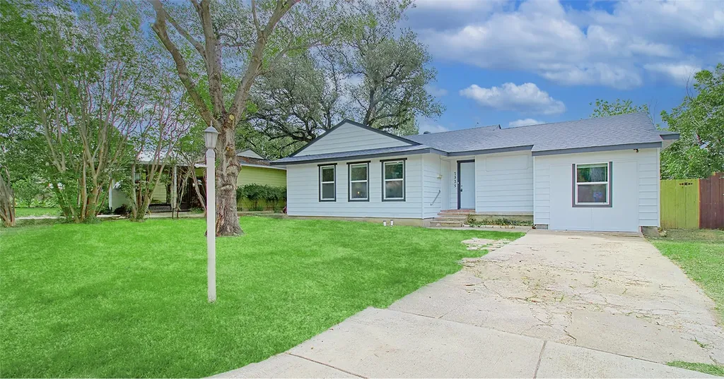 7325 Aberdeen Drive Fort Worth TX 76116