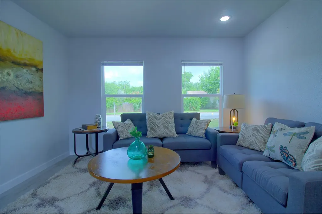 7325 Aberdeen Drive Fort Worth TX 76116