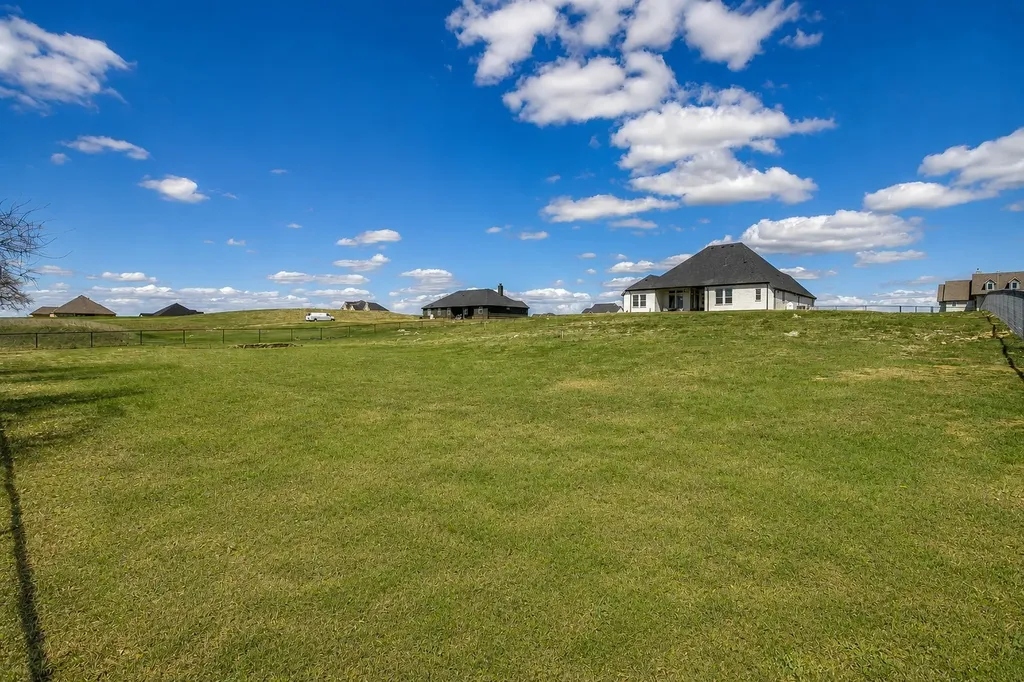 121 Rocky Top Ranch Lane Reno TX 76020