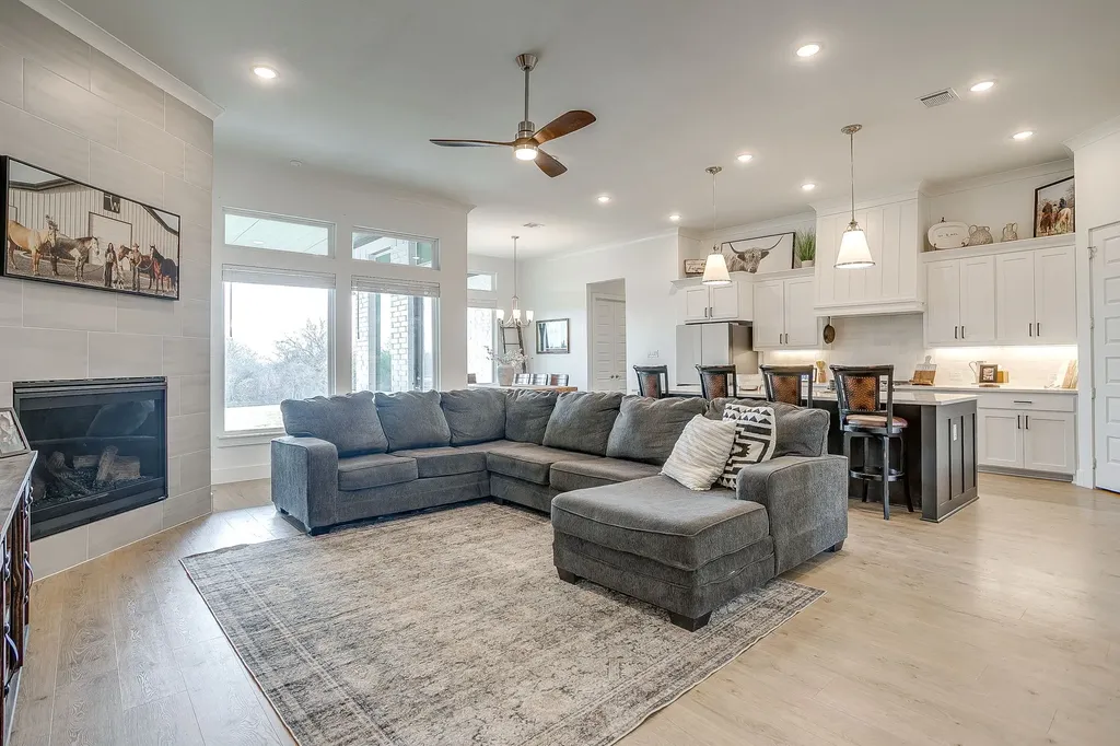 121 Rocky Top Ranch Lane Reno TX 76020