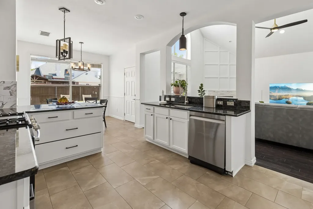 3349 Marsalis Lane Plano TX 75074