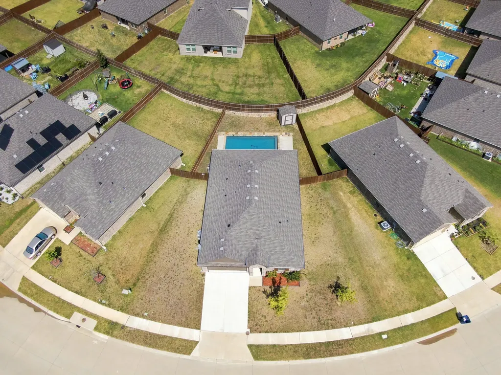 1100 Canterbury Lane Ennis TX 75119