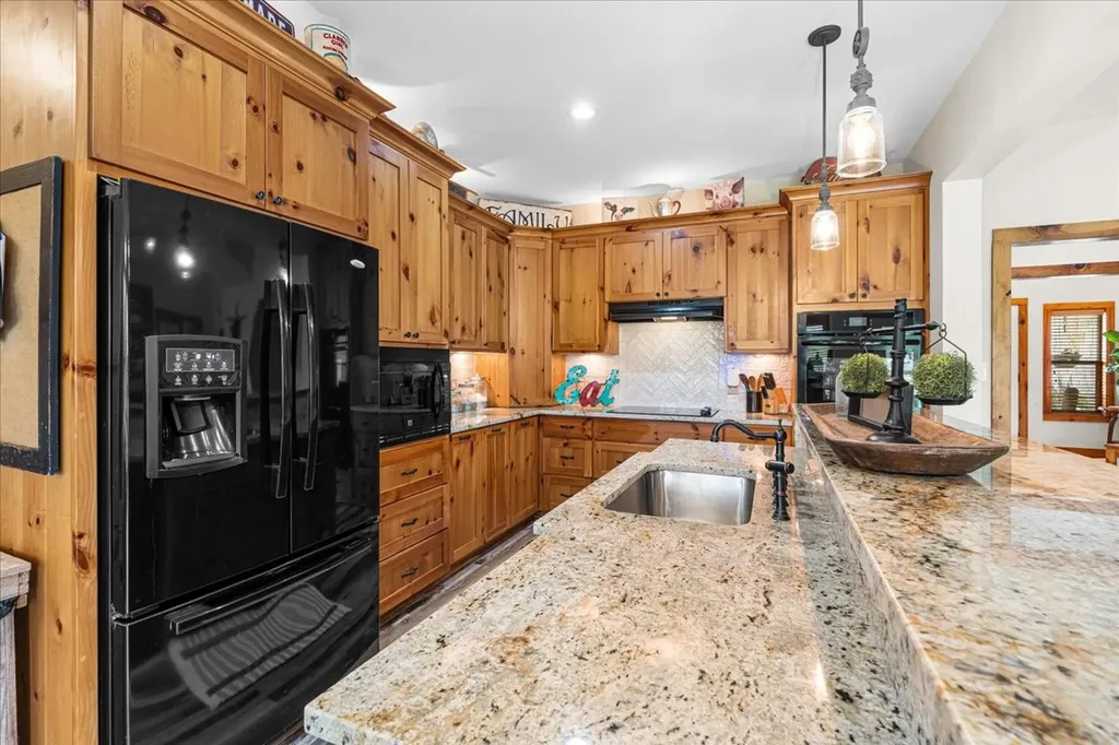 7303 S Us Highway 287 Corsicana TX 75109
