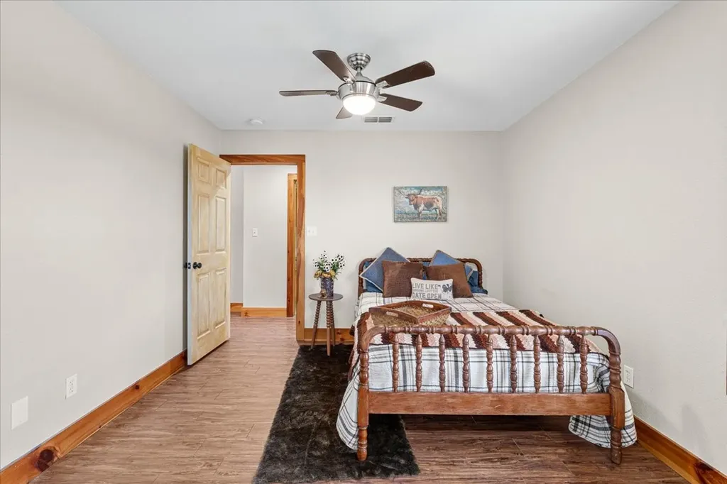 7303 S Us Highway 287 Corsicana TX 75109