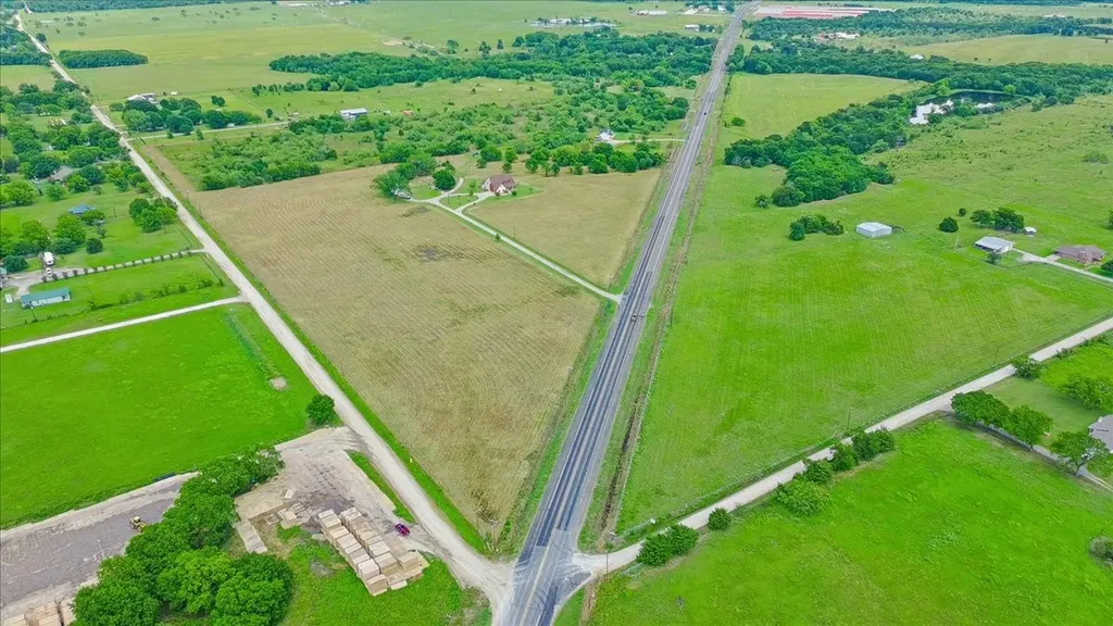 7303 S Us Highway 287 Corsicana TX 75109