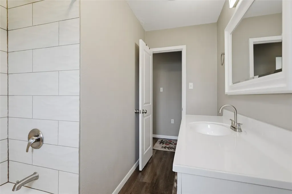5605 Morley Avenue Fort Worth TX 76133