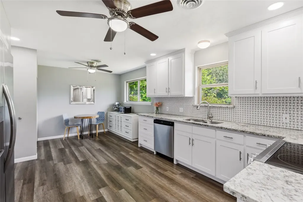5605 Morley Avenue Fort Worth TX 76133