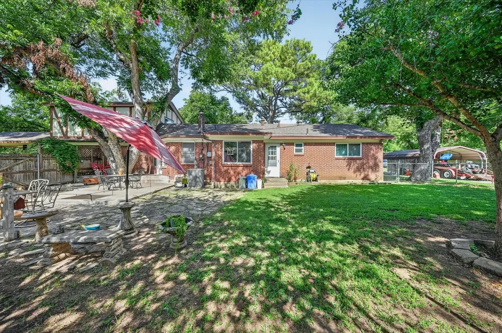 1800 Pecan Park Drive Arlington TX 76012
