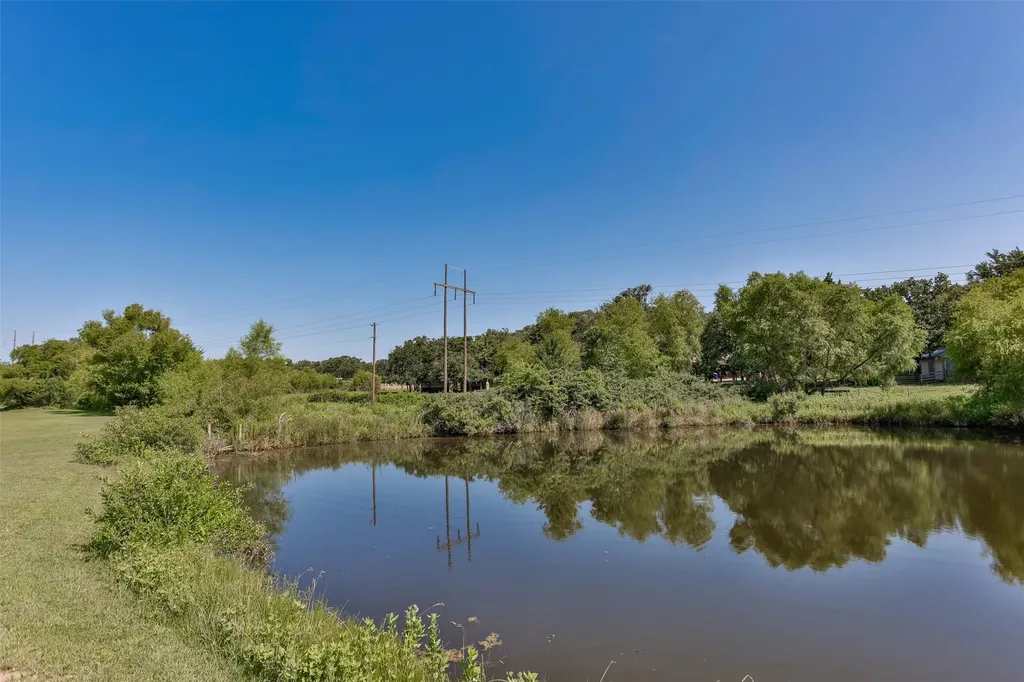 671 County Road 163 Gainesville TX 76240