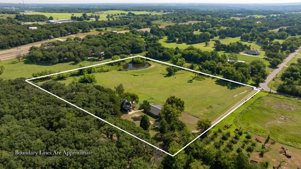 671 County Road 163 Gainesville TX 76240