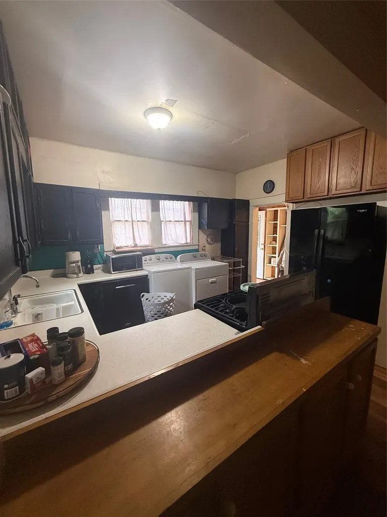 803 Third Street Bangs TX 76823