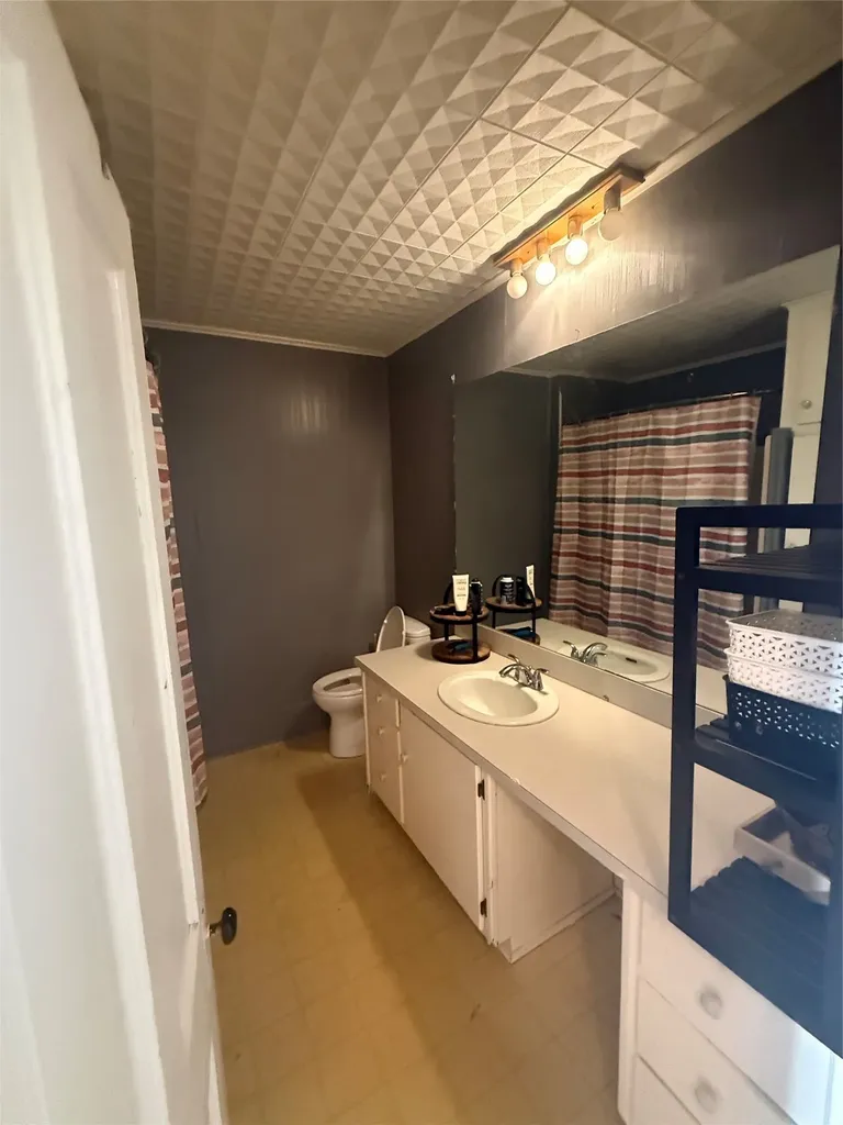 803 Third Street Bangs TX 76823