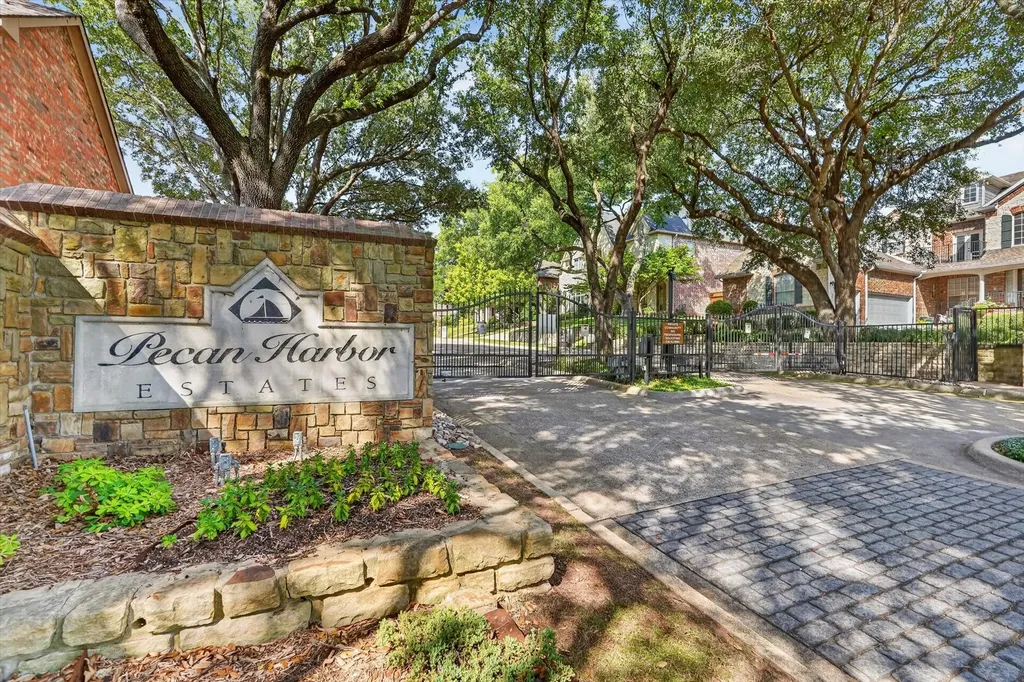 4209 Pinecreek Drive Rowlett TX 75088