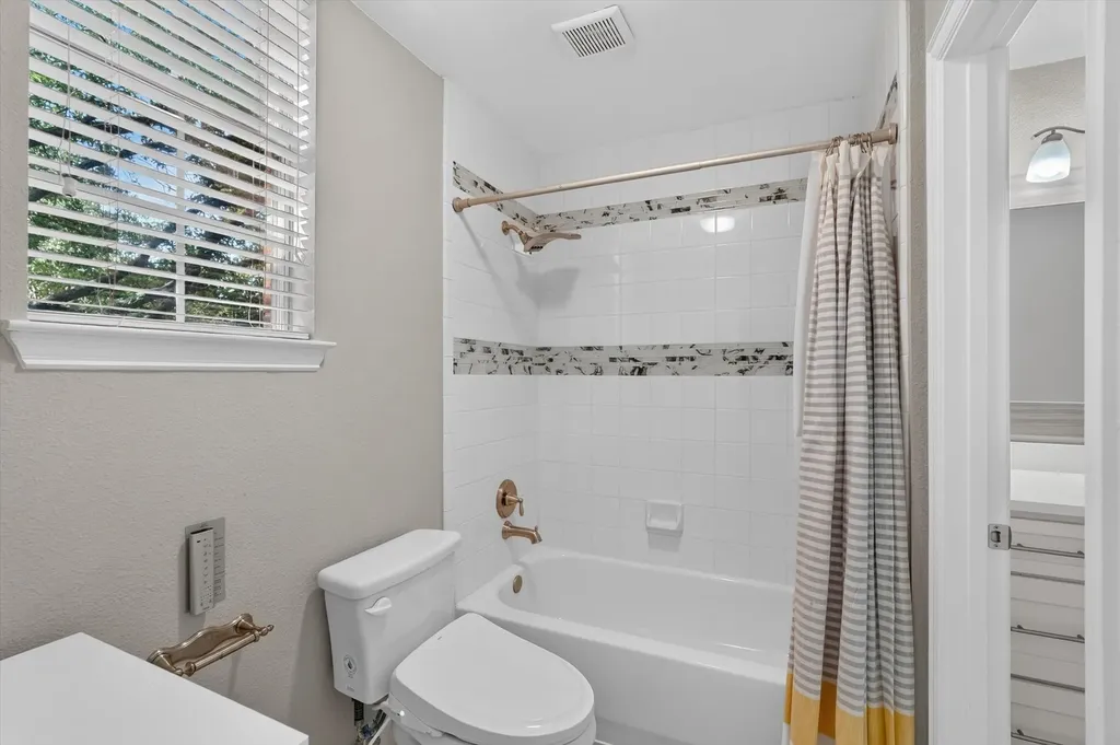 4209 Pinecreek Drive Rowlett TX 75088