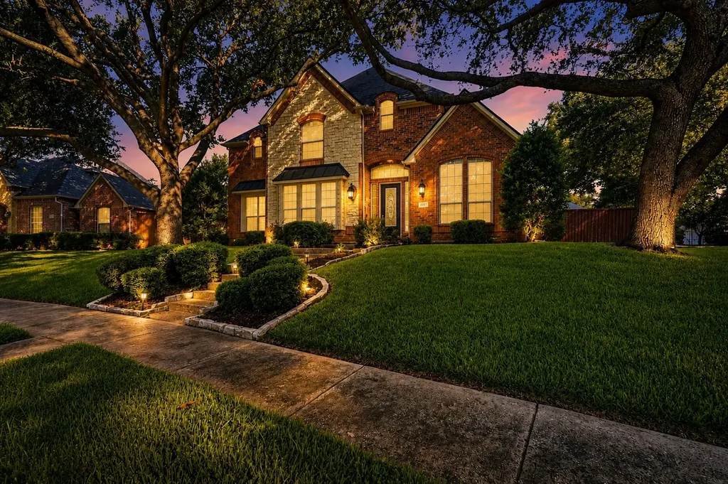 4209 Pinecreek Drive Rowlett TX 75088