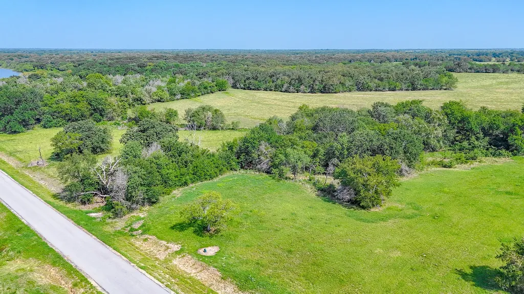 Lot 28 Triangle Shores Corsicana TX 75109