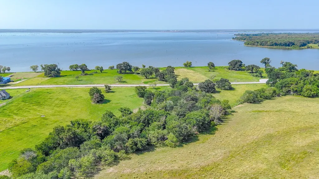 Lot 28 Triangle Shores Corsicana TX 75109