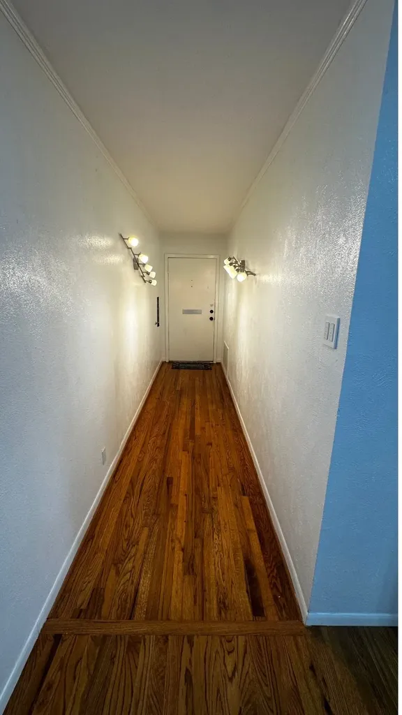 5034 N Hall Street Dallas TX 75235