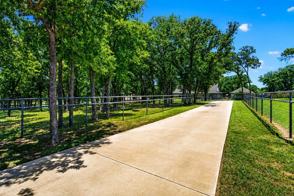 3012 County Road 919 Burleson TX 76028