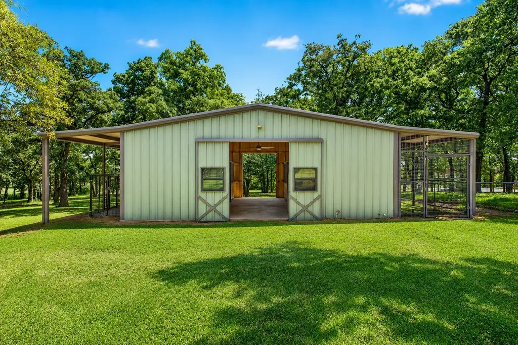 3012 County Road 919 Burleson TX 76028