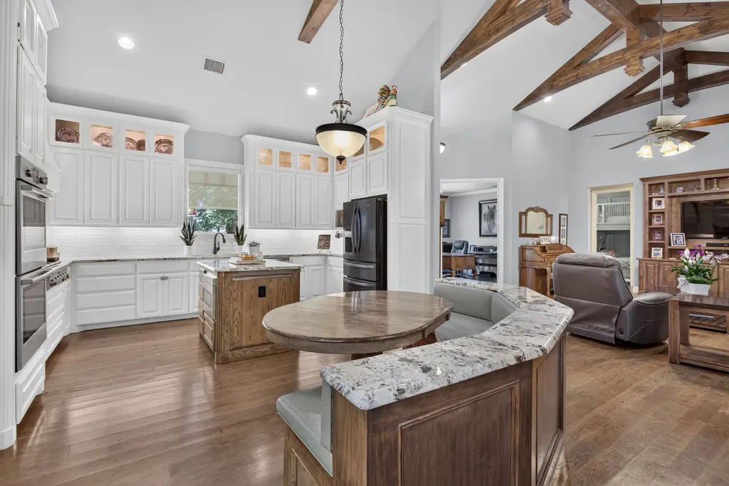 3012 County Road 919 Burleson TX 76028