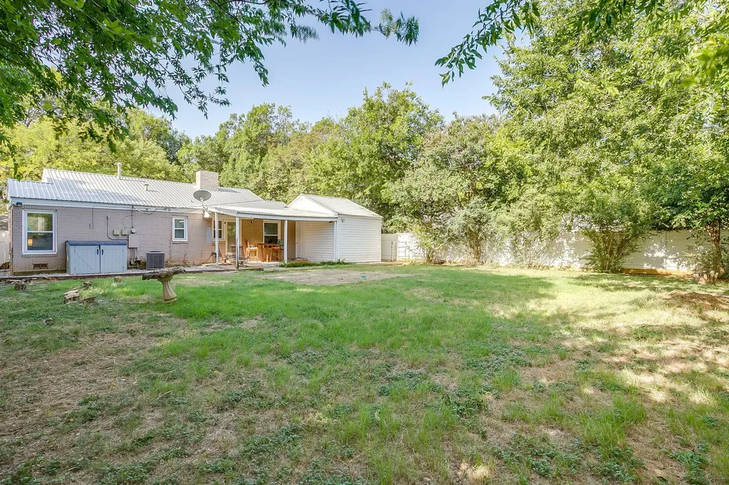 6404 Malvey Avenue Fort Worth TX 76116