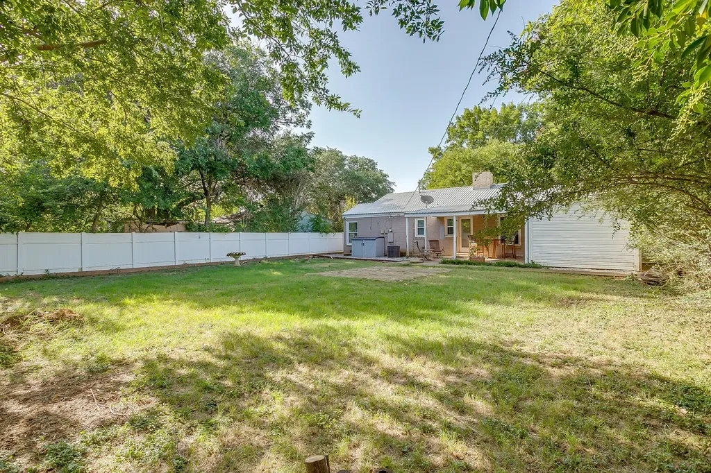 6404 Malvey Avenue Fort Worth TX 76116