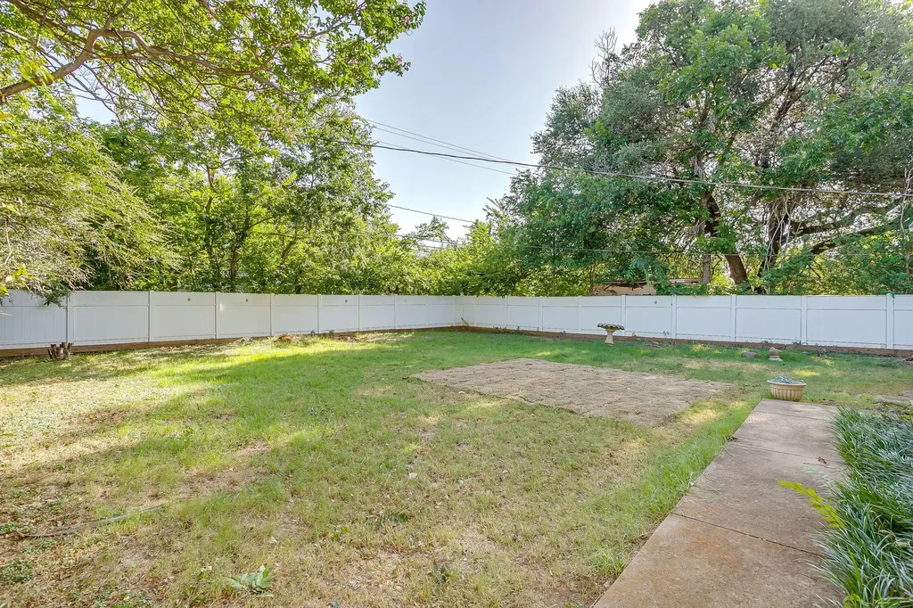 6404 Malvey Avenue Fort Worth TX 76116